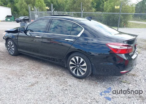 2017 Honda Accord Hybrid Ex-L z USA, uszkodzony, nr VIN JHMCR6F58HC002631